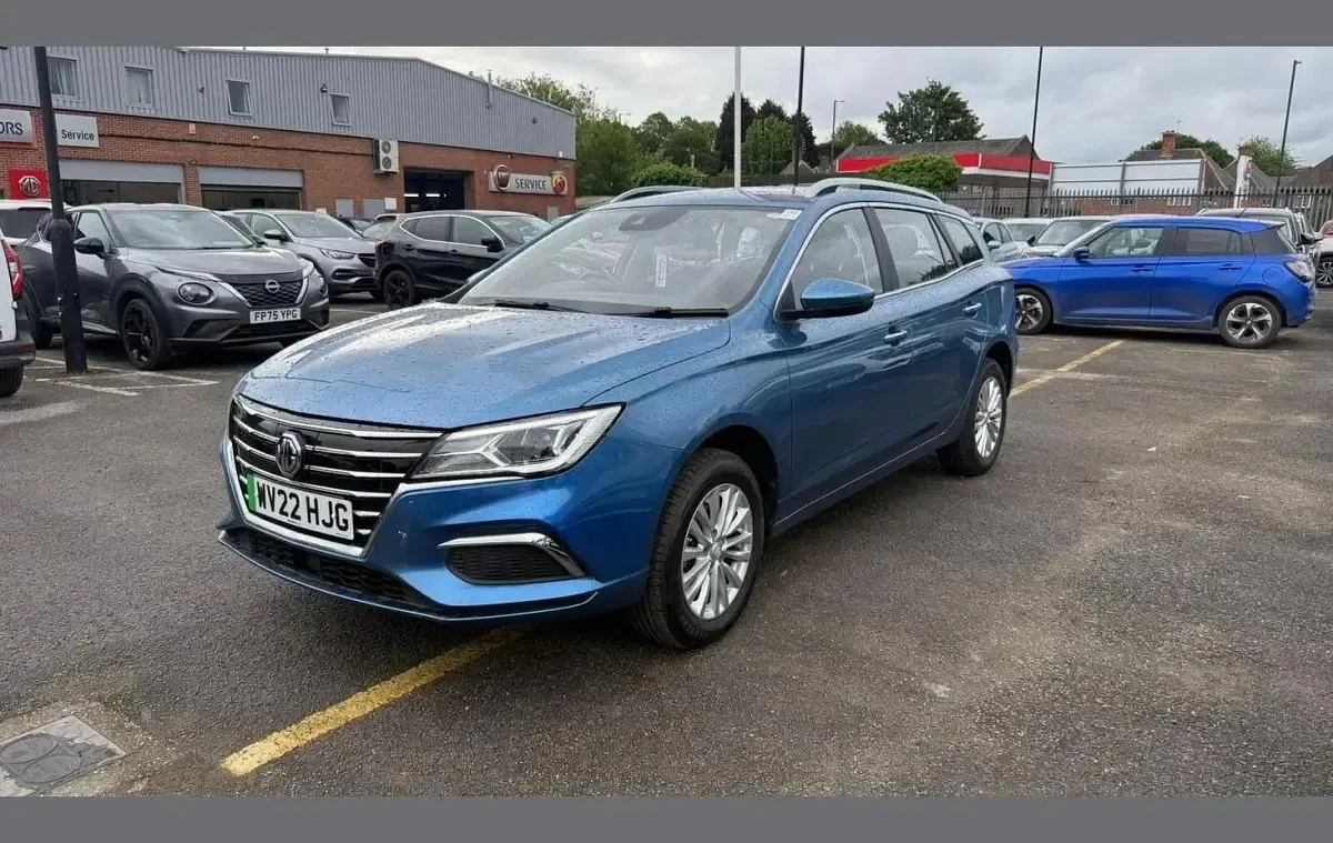 Used MG MG5 EV Exclusive 113 kW (154 HP) 2022 Blue Estate