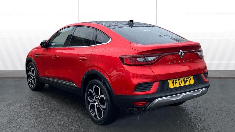 Used Renault Arkana Version S 138 HP (101 kW) 2021 Red SUV