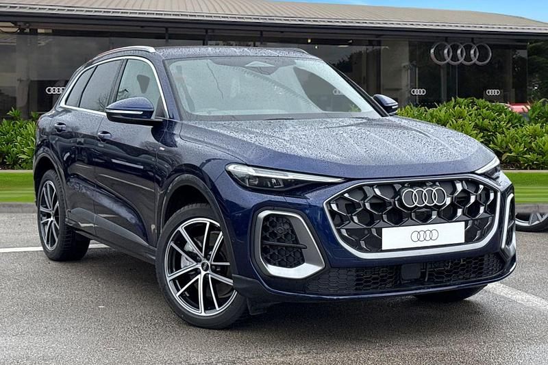 New Audi Q5 S-Line 2025 Blue SUV