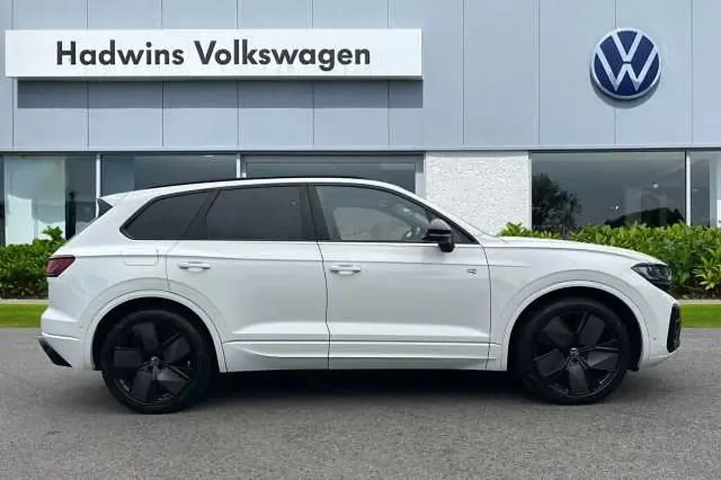 Used VW Touareg 286 HP (210 kW) 2023 SUV