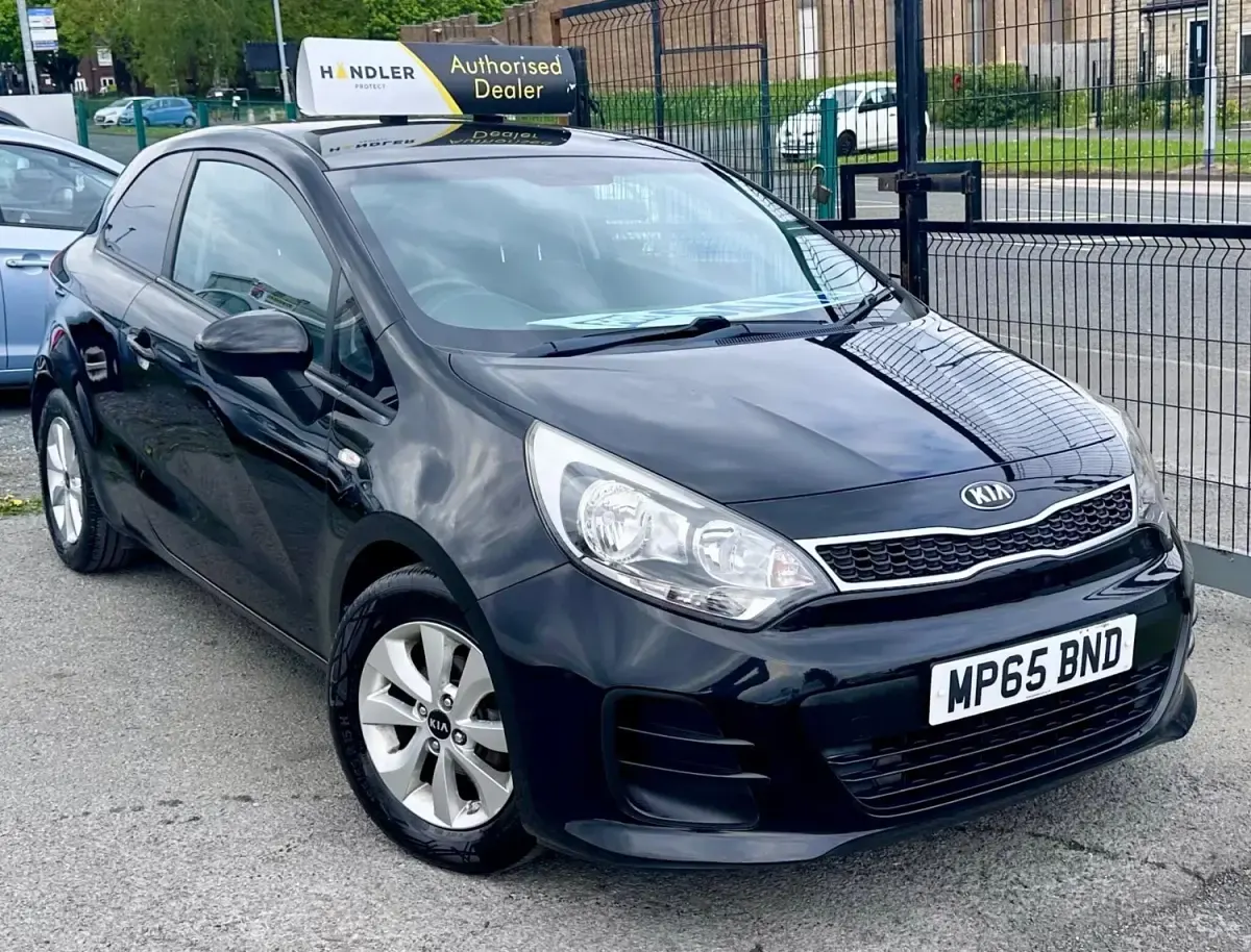 Używany Kia Rio 84 KM (61 kW) 2016 Czarny Hatchback