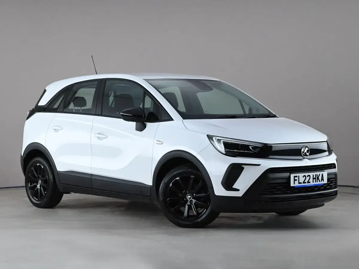 Used Vauxhall Crossland Design Edition 83 HP (61 kW) 2022 SUV
