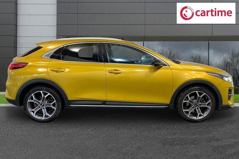 Used Kia XCeed First Edition 2020 Yellow SUV