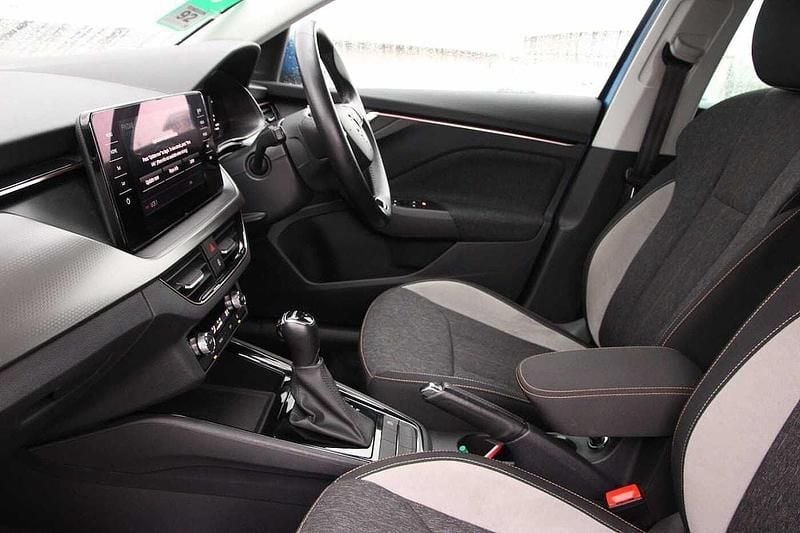 Used Skoda 110 R SE L 81 HP (59 kW) 2021 Race blue metallic Estate