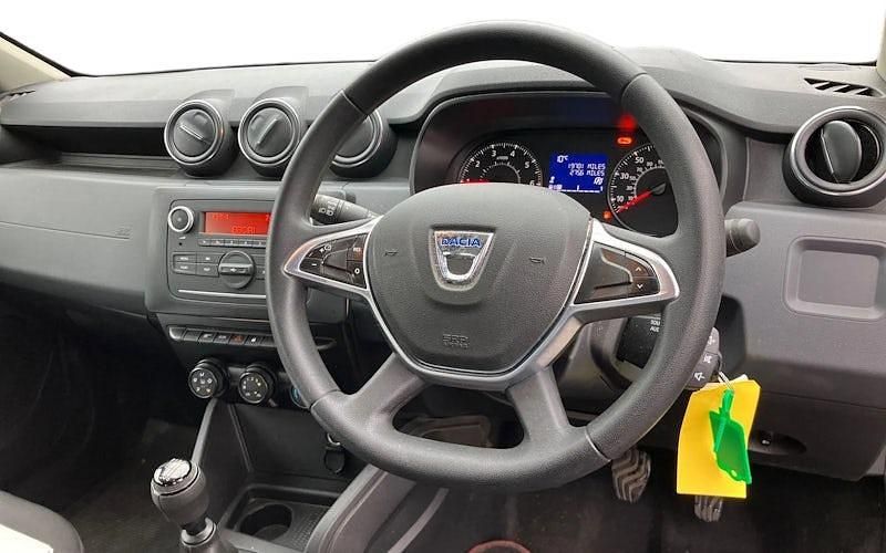 Used Dacia Duster Essentiel 92 HP (67 kW) 2020 Grey SUV