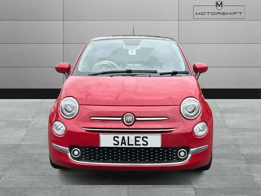 Used Fiat 500 Dolcevita 70 HP (51 kW) 2022 Red Hatchback