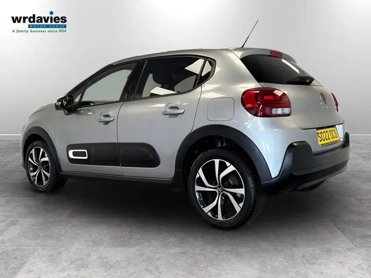 Used Citroën C3 Shine 102 HP (75 kW) 2022 Grey Hatchback