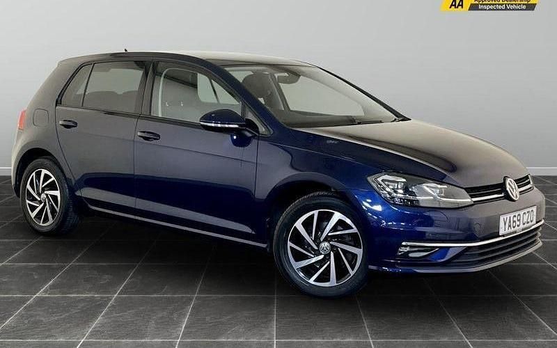 Blue Used 2019 VW Golf VII Edition Hatchback | £13,795 (Fair price) - Image 1/2