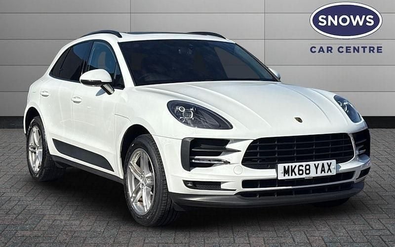 Used 2021 Porsche Macan SUV | £27,249 (Super price) - Image 1/4