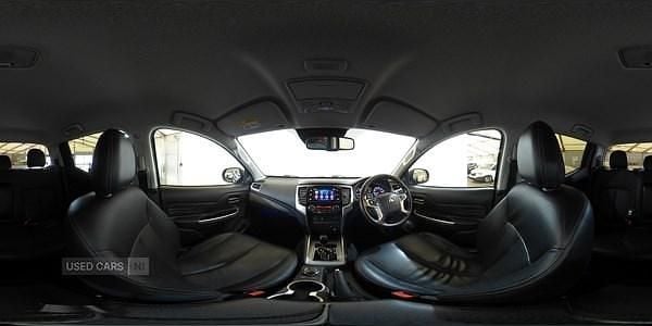 Used Mitsubishi L200 150 HP (110 kW) 2021 Black Pickup