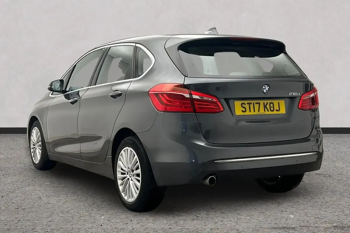 Used BMW 216 Active Tourer Luxury Line 114 HP (83 kW) 2017 Grey MPV