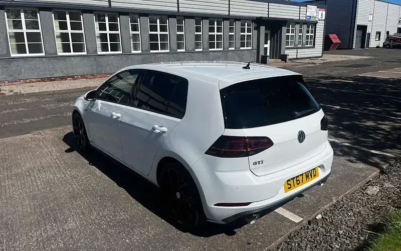 Used VW Golf VII GTI 230 HP (169 kW) 2017 White Hatchback