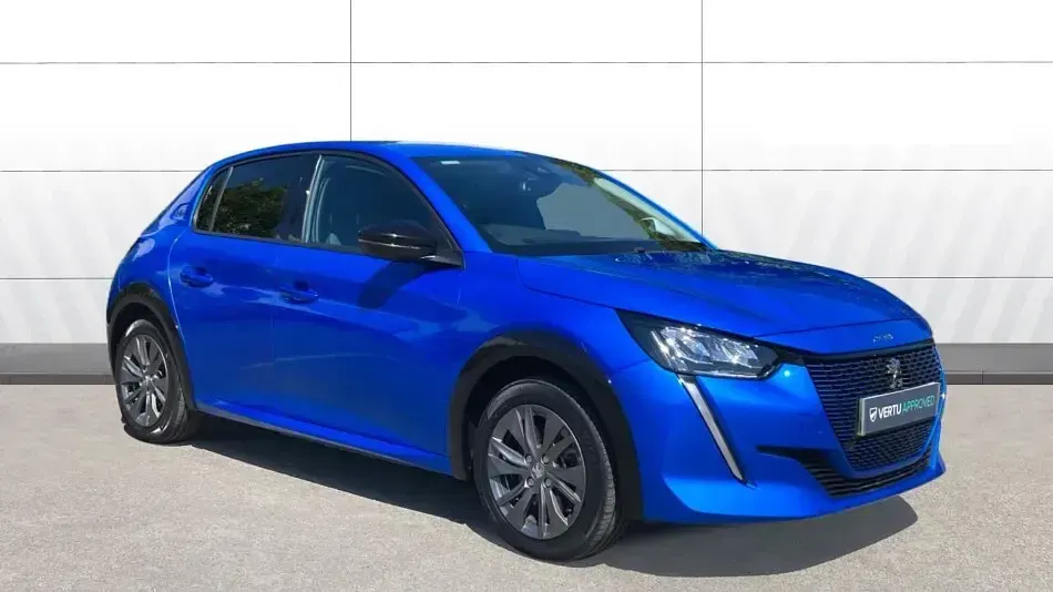 Second-hand Peugeot e-208 Allure+ 100 kW (136 CP) 2023 Hatchback