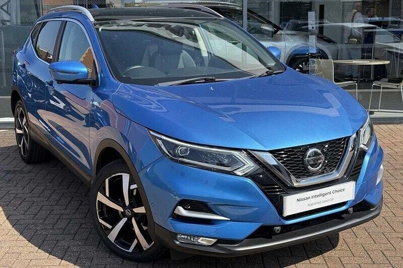 Blue Used 2019 Nissan Qashqai Tekna SUV | £13,999 (Fair price) - Image 1/1