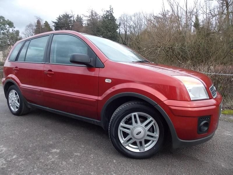 Used Ford Fusion Zetec 99 HP (72 kW) 2008 Red Hatchback