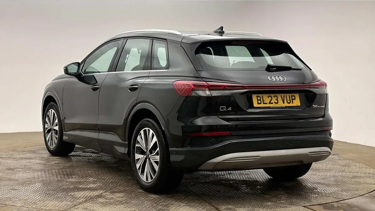 Used Audi Q4 e-tron Sport 125 kW (170 HP) 2023 Black SUV