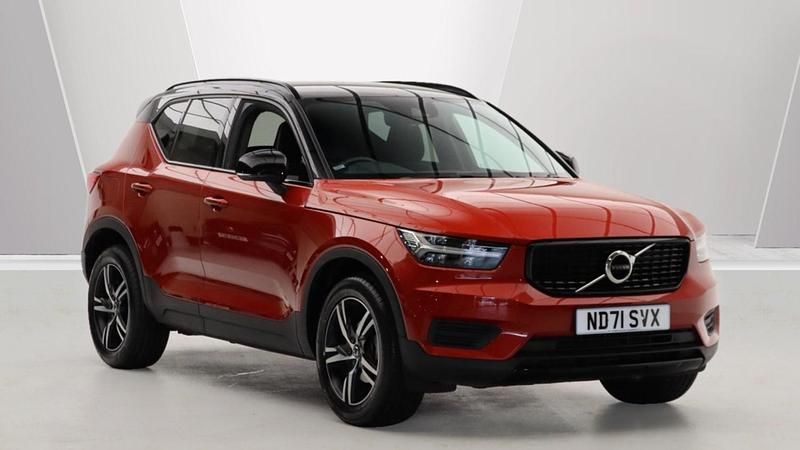 Red Used 2021 Volvo XC40 R-Design SUV | £21,995 (Super price) - Image 1/4