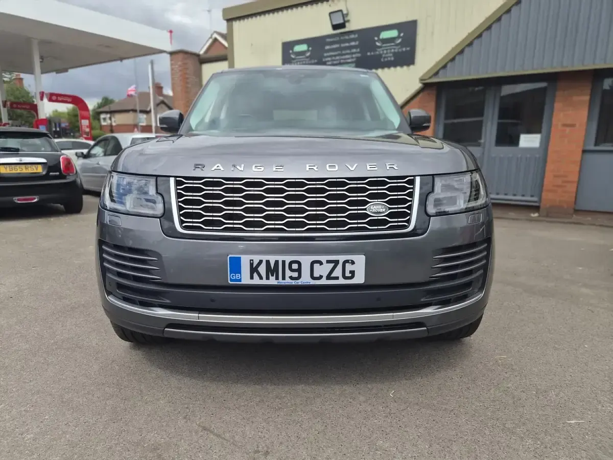 Used Land Rover Range Rover Vogue SE 2019 Grey SUV