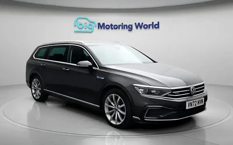 Used VW Passat Advance 218 HP (160 kW) 2022 Grey Estate