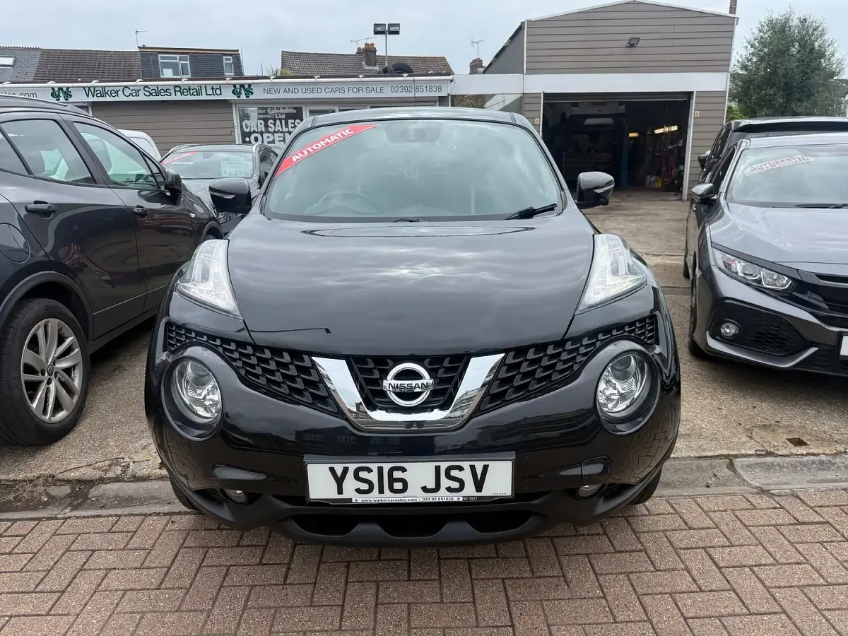 Used Nissan Juke Tekna 117 HP (86 kW) 2016 Black SUV