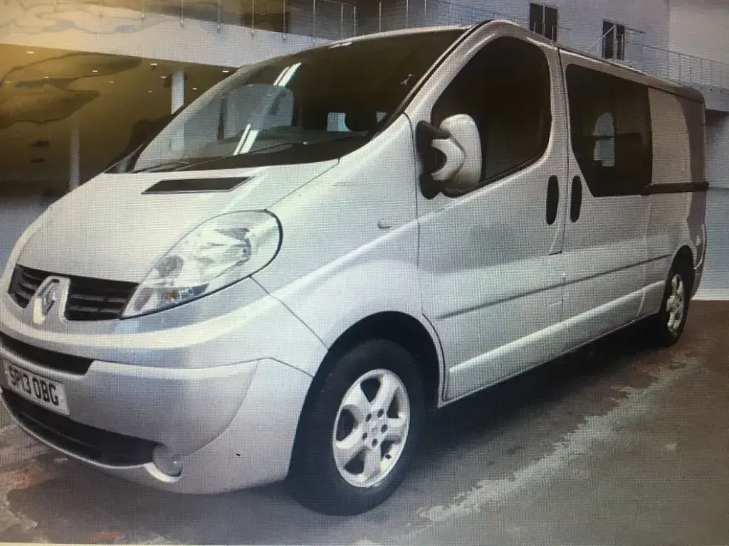 Used Renault Trafic 115 HP (84 kW) 2013 Silver MPV