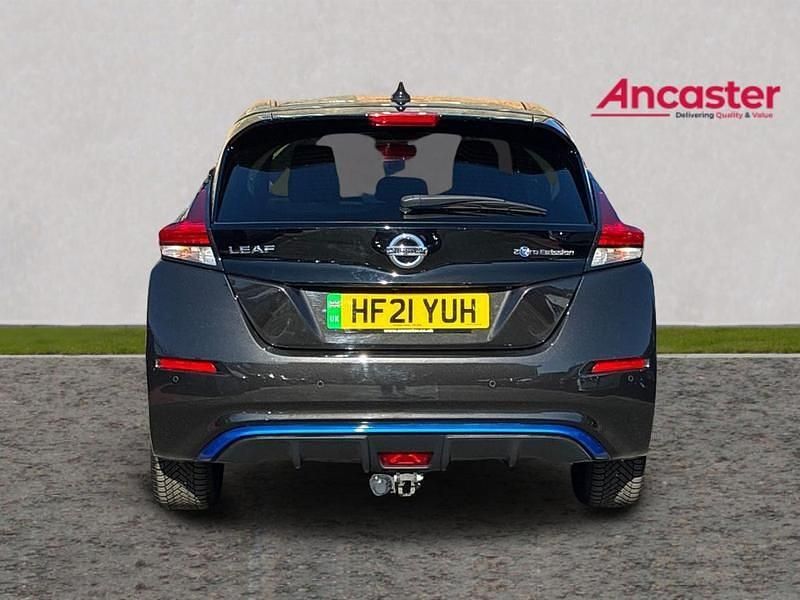 Used Nissan Leaf Tekna 110 kW (150 HP) 2021 Black Hatchback