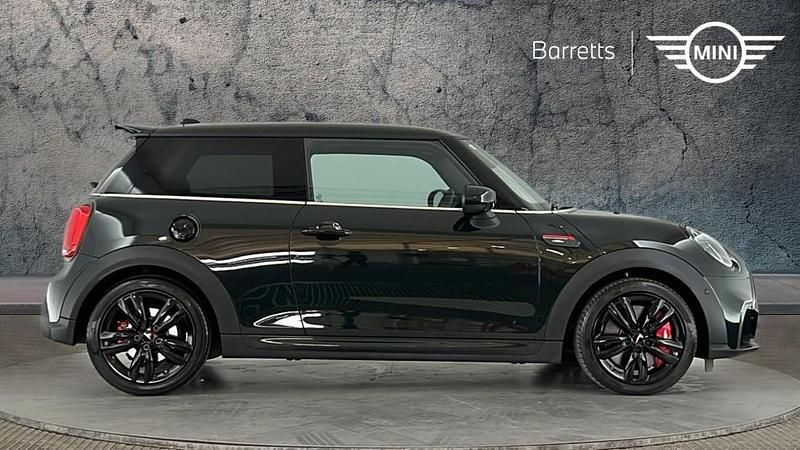 Used Mini John Cooper Works Hatch 228 HP (167 kW) 2023 Green Hatchback