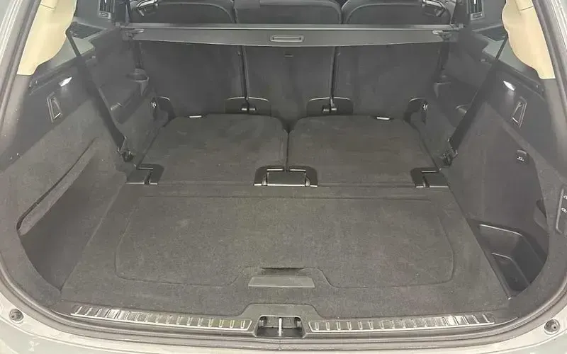 Used Volvo XC90 Ultra 250 HP (183 kW) 2025 Grey SUV