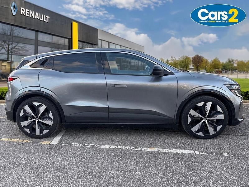Used Renault Megane E-Tech Techno 160 kW (218 HP) 2023 Grey Hatchback