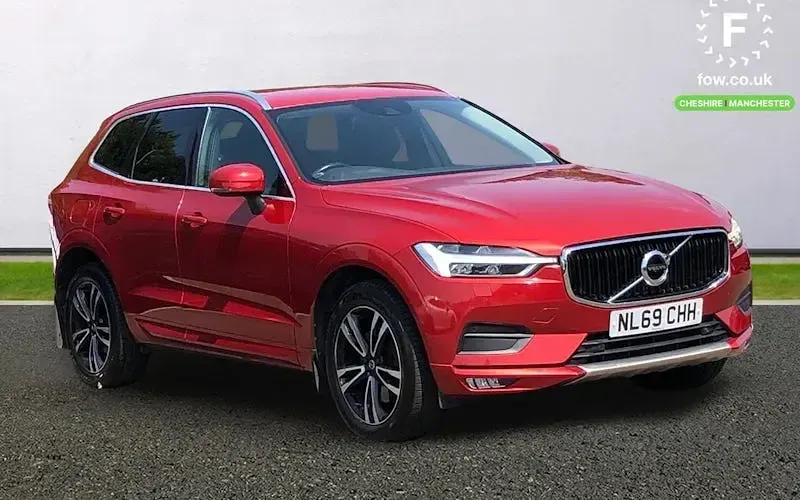 Used Volvo XC60 Momentum 190 HP (139 kW) 2019 SUV