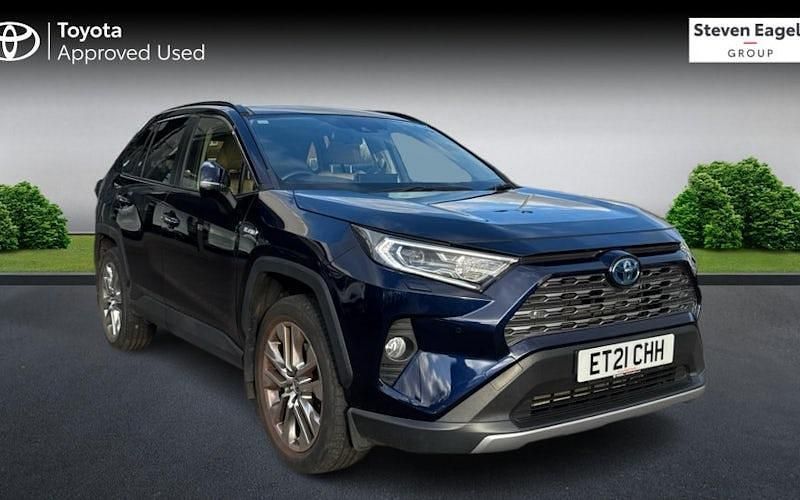 Used 2025 Toyota RAV4 Estate | £28,298 (Super price) - Image 1/3