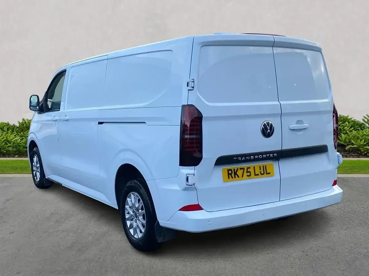 Used VW T7 S 150 HP (110 kW) 2025 White Van