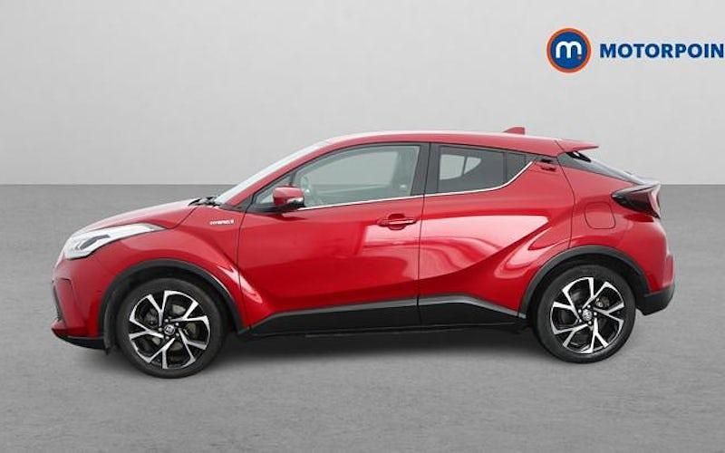 Second-hand Toyota C-HR Design 184 CP (135 kW) 2023 SUV