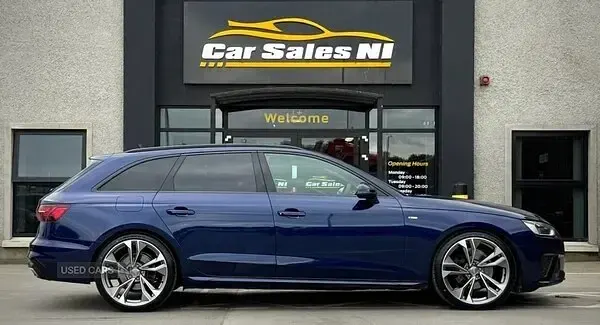 Used Audi A4 S-Line 163 HP (119 kW) 2024 Blue Estate