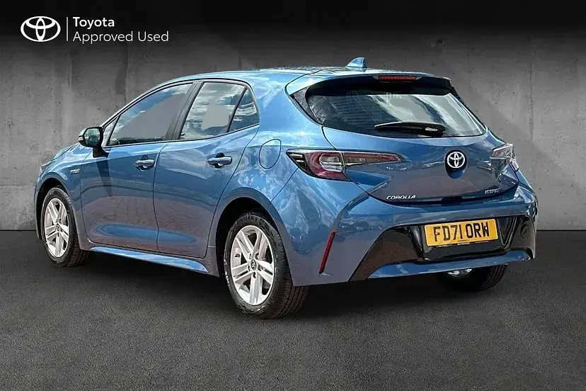 Used Toyota Corolla 120 HP (88 kW) 2022 Denim blue Hatchback