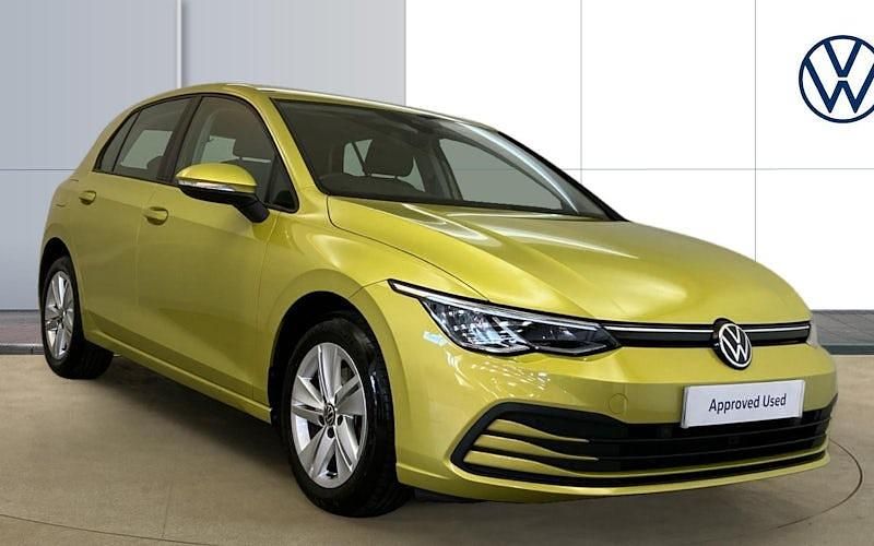 Used 2024 VW Golf VIII Life Hatchback | £16,995 (Super price) - Image 1/4