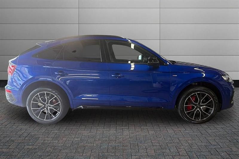 Used Audi Q5 Advanced 265 HP (194 kW) 2022 Blue SUV