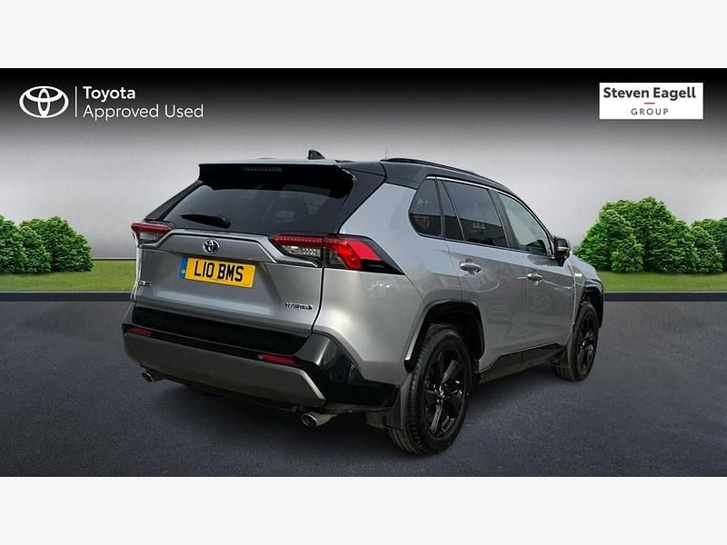 Used Toyota RAV4 2019 Silver SUV