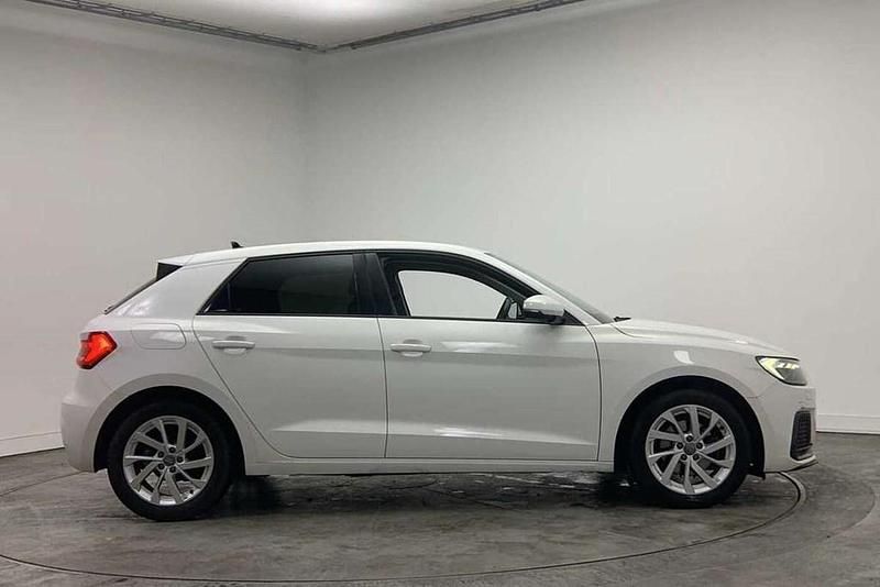 Used Audi A1 Sport 113 HP (83 kW) 2019 White SUV