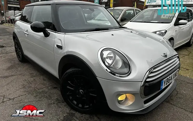 Used Mini Cooper Hatch 116 HP (85 kW) 2017 Hatchback
