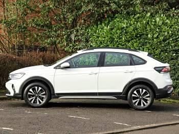 Used VW Taigo Life 95 HP (69 kW) 2023 White SUV