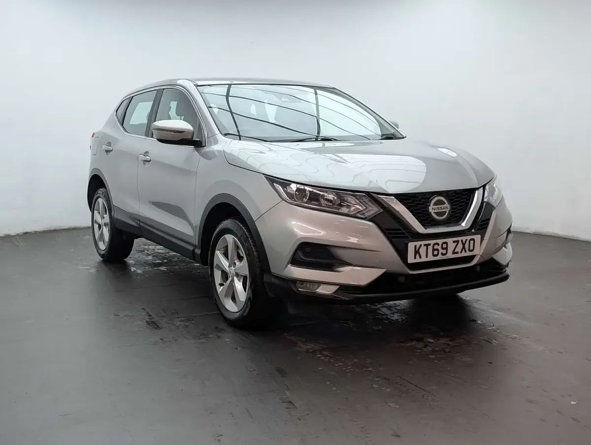 Used Nissan Qashqai Acenta Premium 2020 Silver SUV