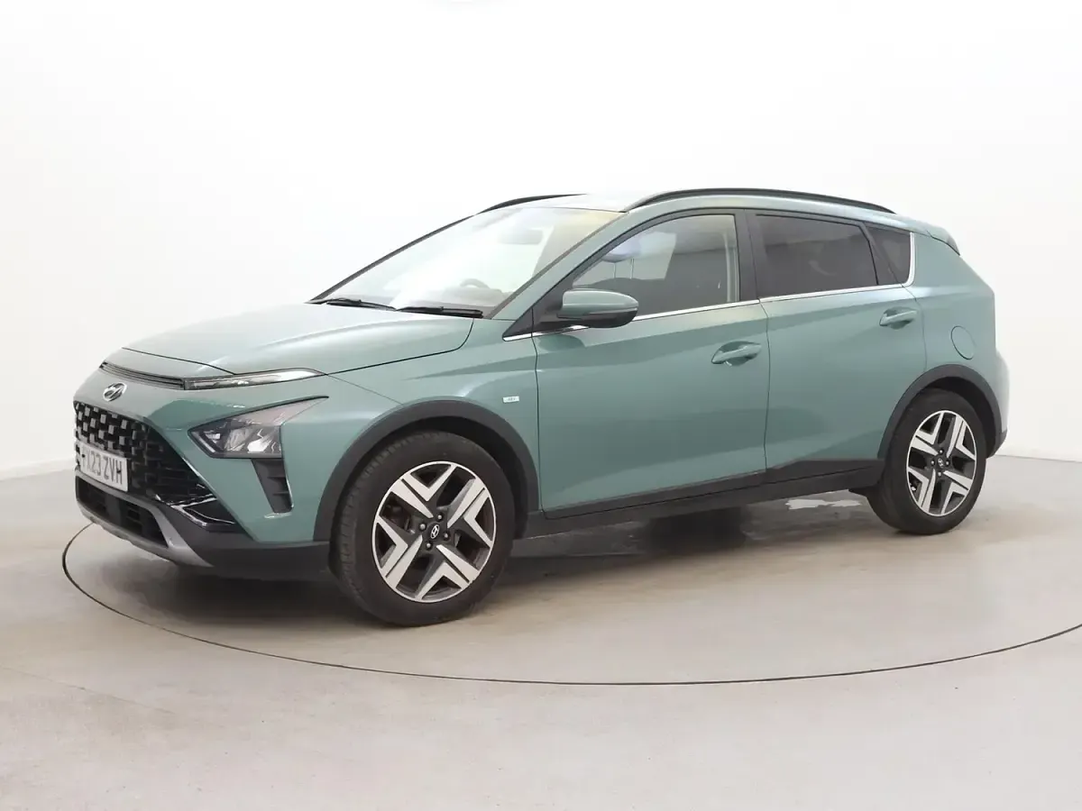 Używany Hyundai Bayon Premium 100 KM (73 kW) 2023 Zielony SUV