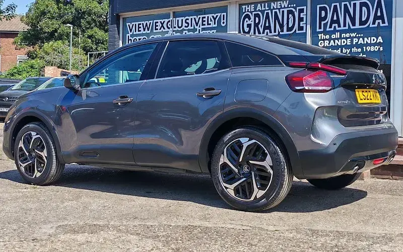 Used Citroën C4 PureTech 131 HP (96 kW) 2023 SUV
