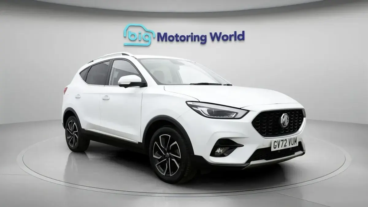 Usado MG ZS Exclusive 106 HP (77 kW) 2023 SUV