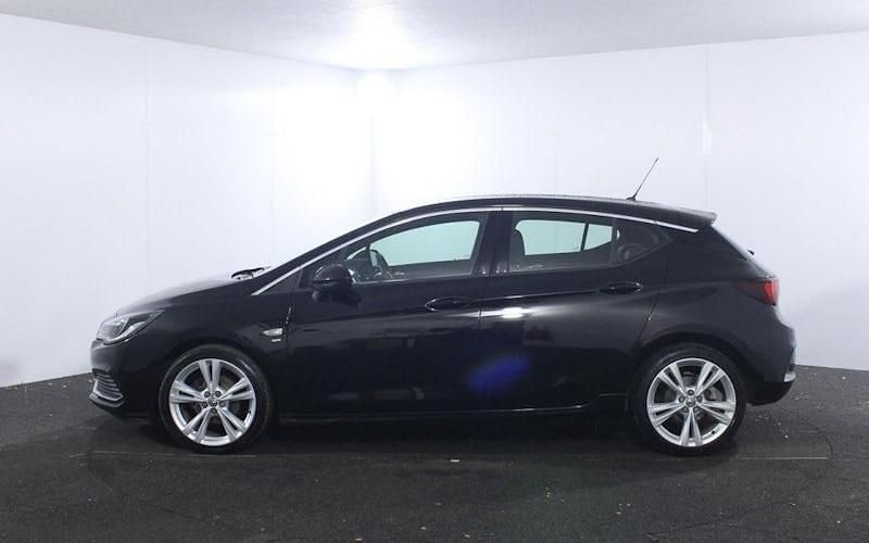 Used Vauxhall Astra SRi 150 HP (110 kW) 2019 Black Hatchback