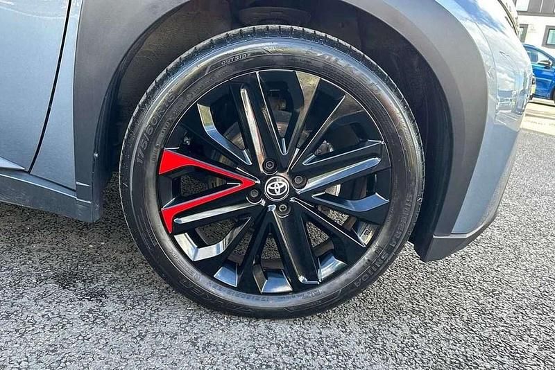 Used Toyota Aygo X 72 HP (52 kW) 2023 Grey SUV