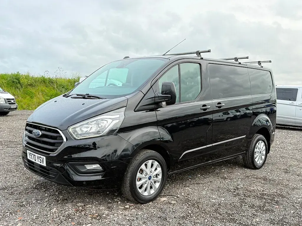Used Ford Transit Custom Limited 130 HP (95 kW) 2020 Black Van