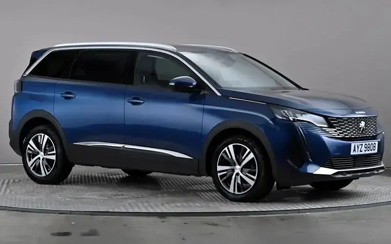 Used Peugeot 5008 Allure Premium 131 HP (96 kW) 2021 SUV