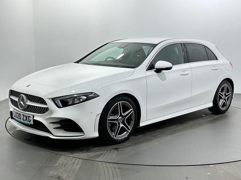 Used Mercedes A180 Executive 136 HP (100 kW) 2020 White Hatchback